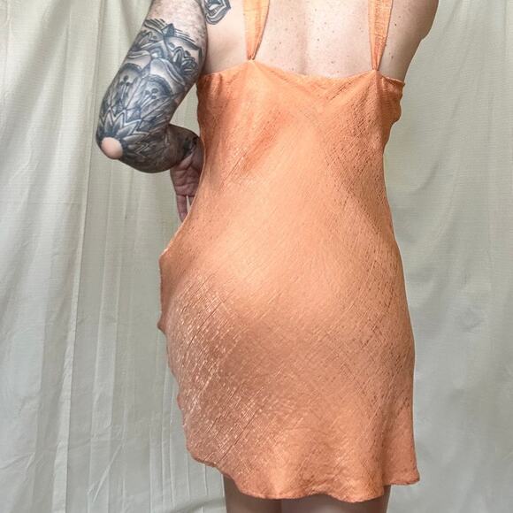 August Silk Intimates Peach Patterned Slip Dress Size Small - Picture 4 of 8